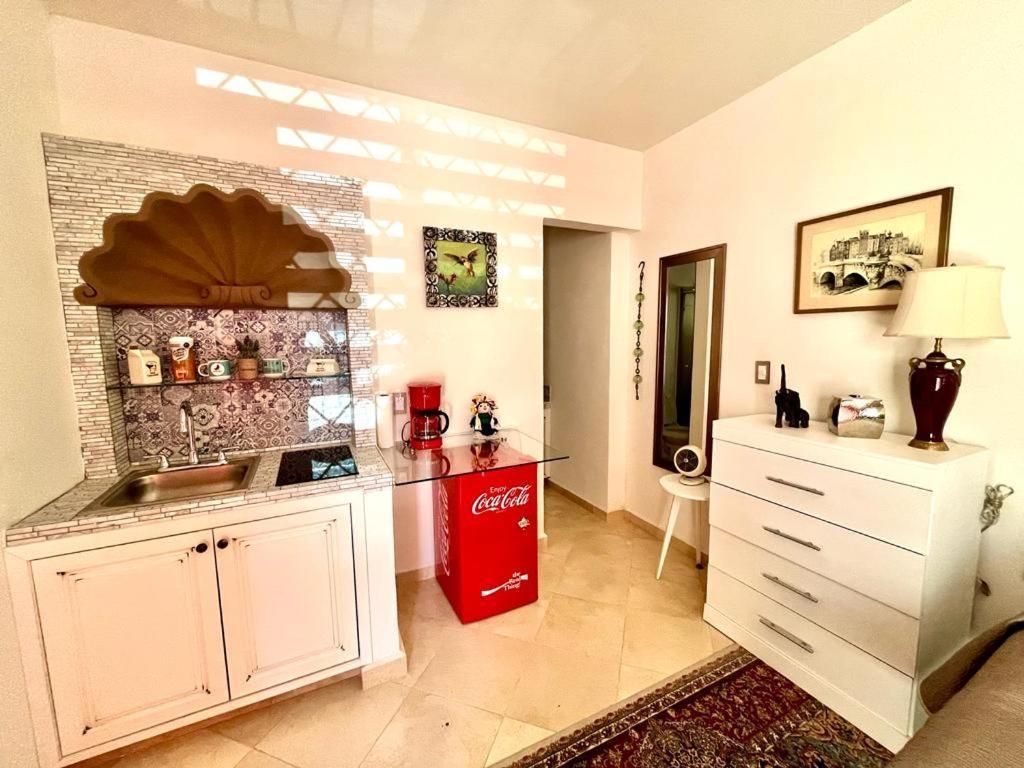 סאן מיגל דה אלנדה Small Pet Friendly, Pool And Gym Apartment מראה חיצוני תמונה